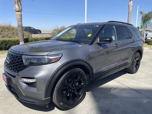 2022 Ford Explorer ST-Line
