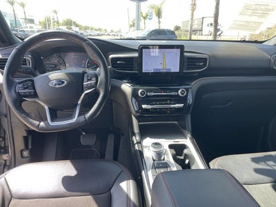 2022 Ford Explorer ST-Line
