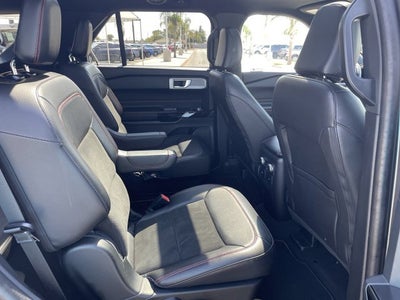 2022 Ford Explorer ST-Line