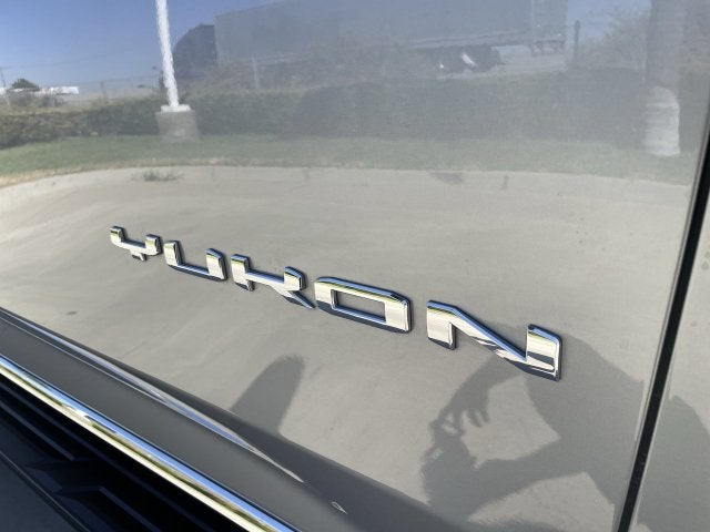 2025 GMC Yukon Elevation
