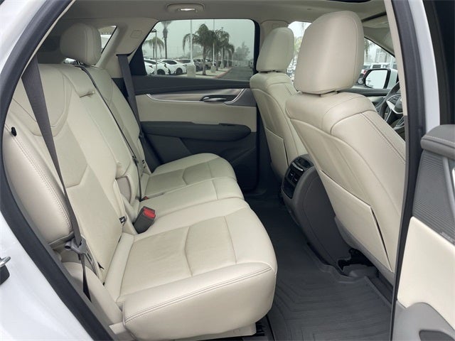 2022 Cadillac XT5 Premium Luxury