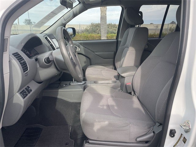 2020 Nissan Frontier SV