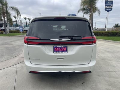 2021 Chrysler Pacifica Touring L
