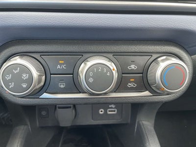 2024 Nissan Versa 1.6 SV