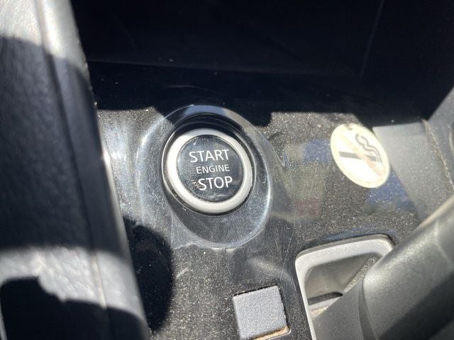 2023 Nissan Versa 1.6 SV