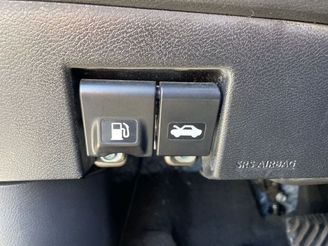 2023 Nissan Versa 1.6 SV