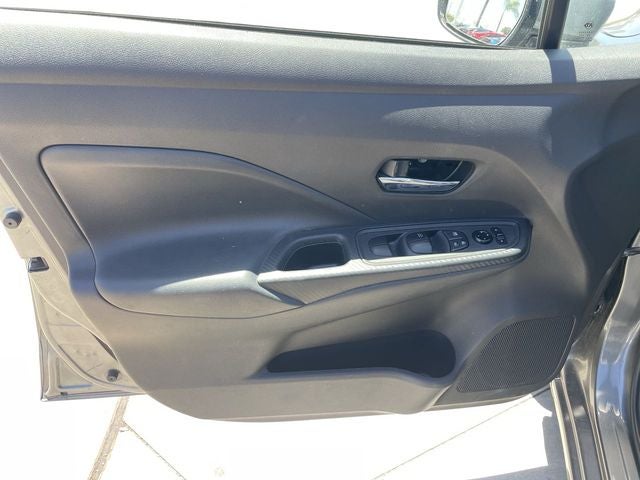 2023 Nissan Versa 1.6 SV