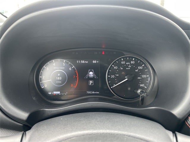 2022 Nissan Kicks SR