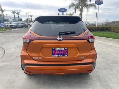 2022 Nissan Kicks SR