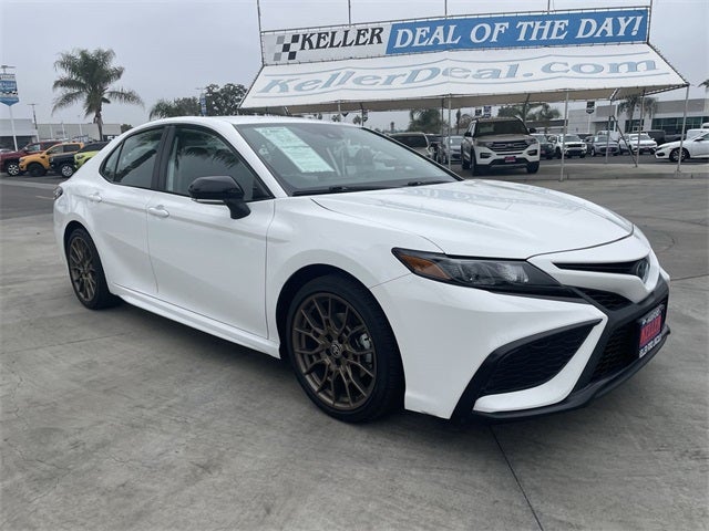 2023 Toyota Camry Hybrid SE Nightshade Edition