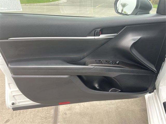 2023 Toyota Camry Hybrid SE Nightshade Edition