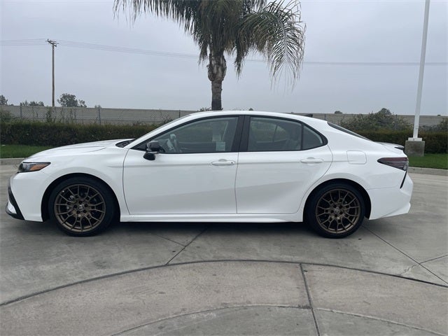 2023 Toyota Camry Hybrid SE Nightshade Edition