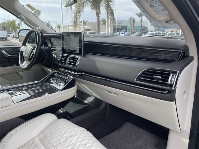 2021 Lincoln Navigator Black Label
