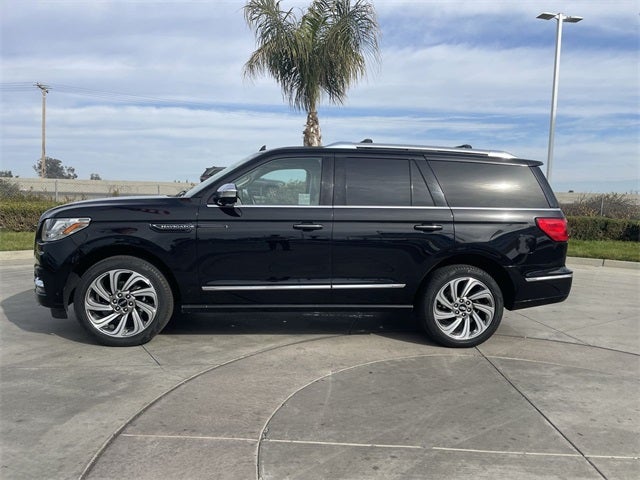 2021 Lincoln Navigator Black Label