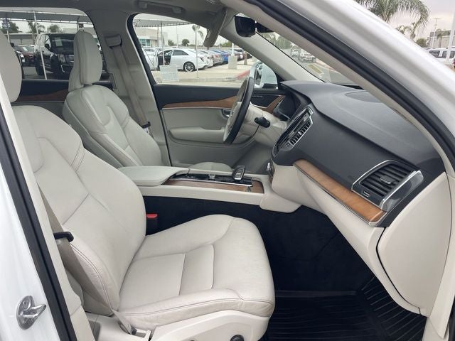 2022 Volvo XC90 Recharge Plug-In Hybrid T8 Inscription Expression Extended Range 7P