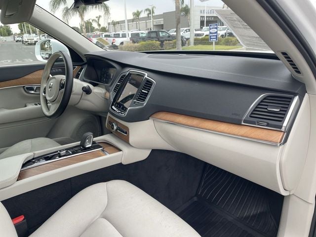 2022 Volvo XC90 Recharge Plug-In Hybrid T8 Inscription Expression Extended Range 7P