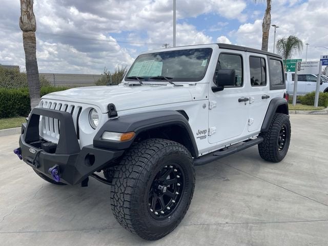 2019 Jeep Wrangler Sport S's photo