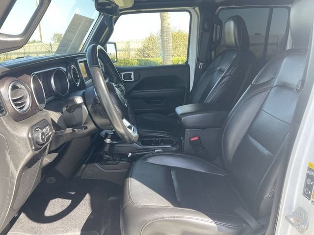 2020 Jeep Wrangler Unlimited Sahara Altitude 4x4