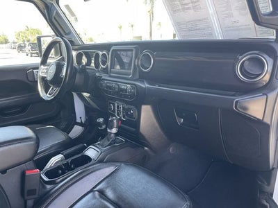 2020 Jeep Wrangler Unlimited Sahara Altitude 4x4