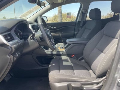 2022 GMC Acadia SLE