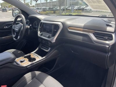 2022 GMC Acadia SLE