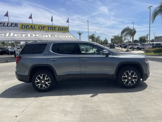 2022 GMC Acadia SLE