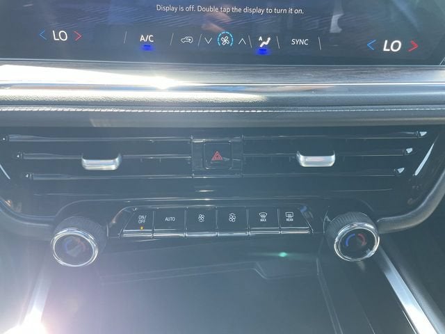 2025 Chevrolet Suburban LS