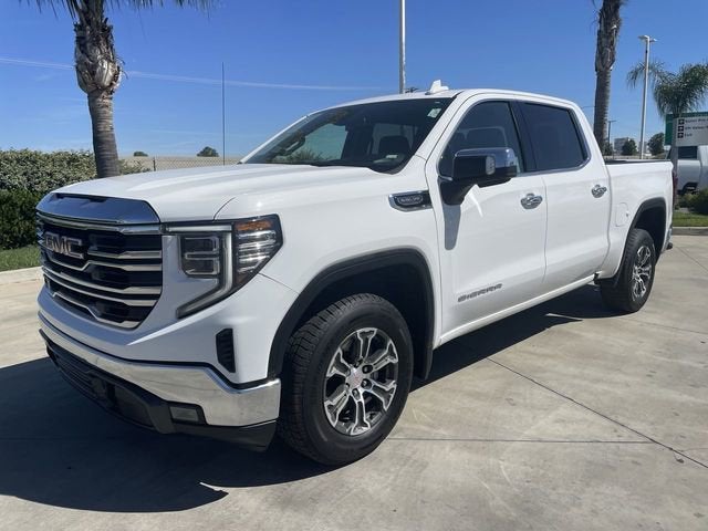 2024 GMC Sierra 2WD Crew Cab Short Box SLT's photo