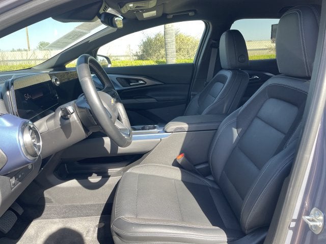 2024 Chevrolet Equinox EV LT - Photo 18