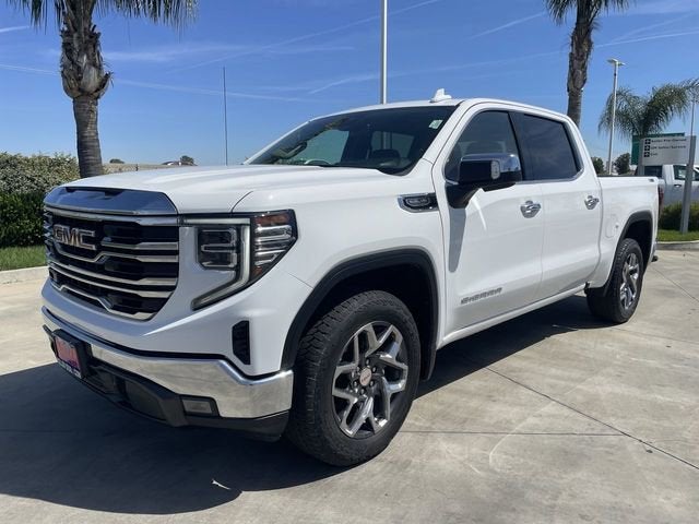 2024 GMC Sierra 4WD Crew Cab Short Box SLT's photo