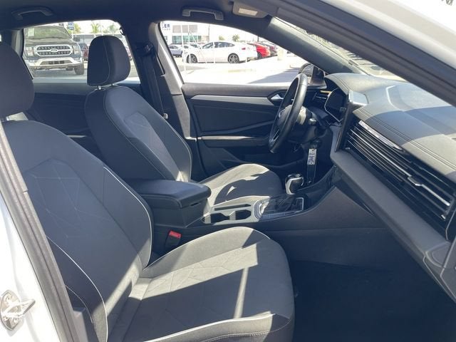 2025 Volkswagen Jetta Sport