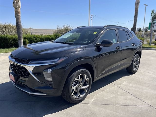2025 Chevrolet Trax LT's photo