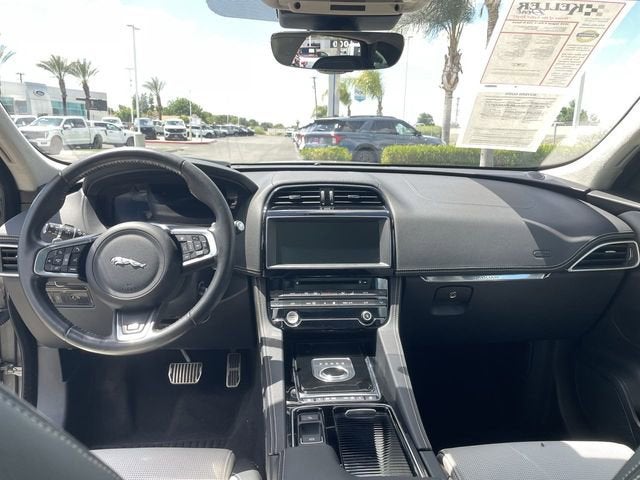 2019 Jaguar F-PACE 20d R-Sport