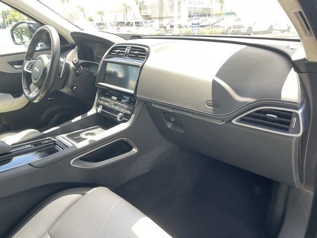 2019 Jaguar F-PACE 20d R-Sport