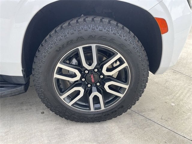 2023 GMC Yukon AT4