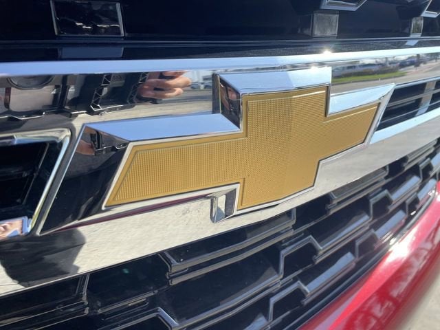 2023 Chevrolet Suburban LS