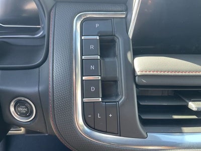 2024 Chevrolet Suburban RST