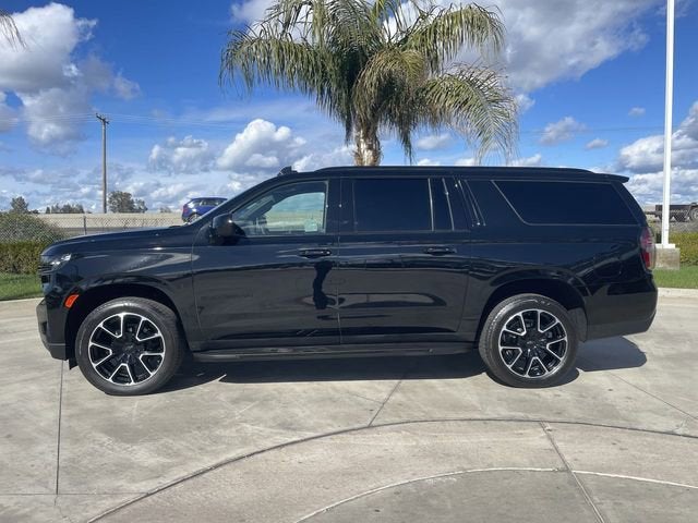 2024 Chevrolet Suburban RST