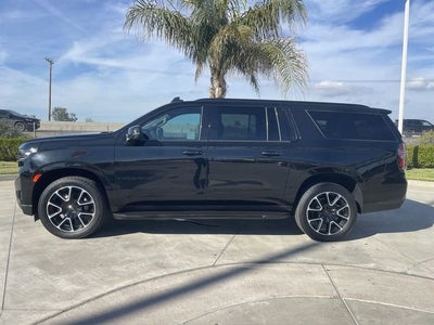 2021 Chevrolet Suburban RST
