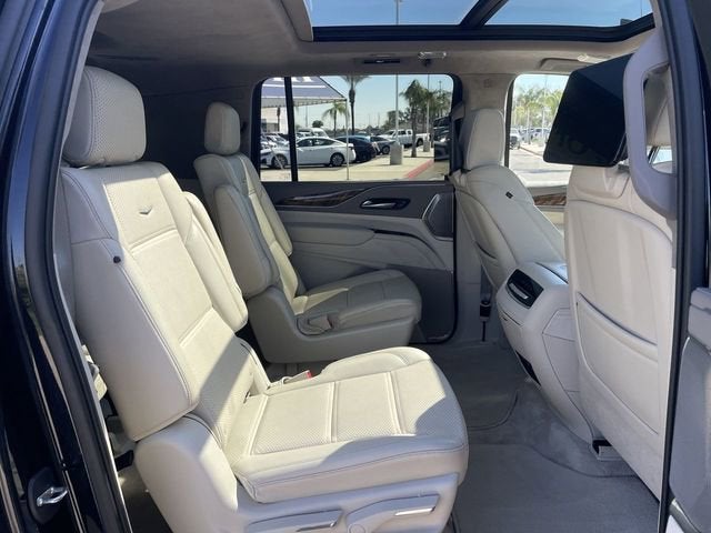 2021 Cadillac Escalade ESV Sport Platinum