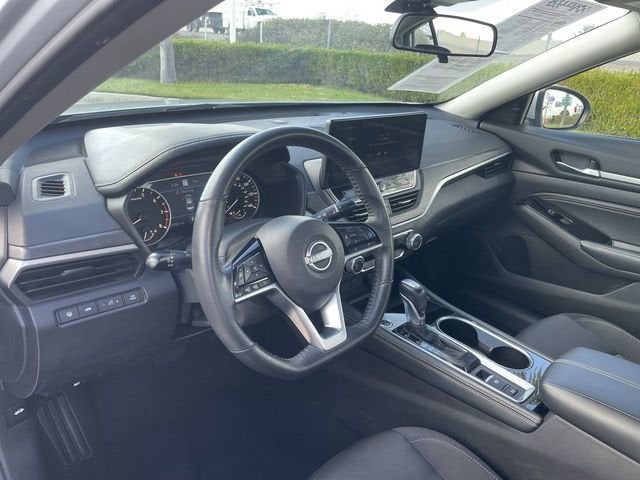 2023 Nissan Altima SV FWD