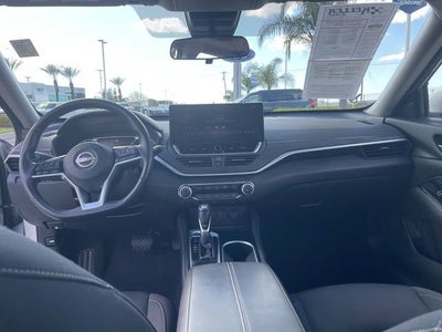 2023 Nissan Altima SV FWD