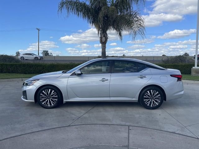 2023 Nissan Altima SV FWD