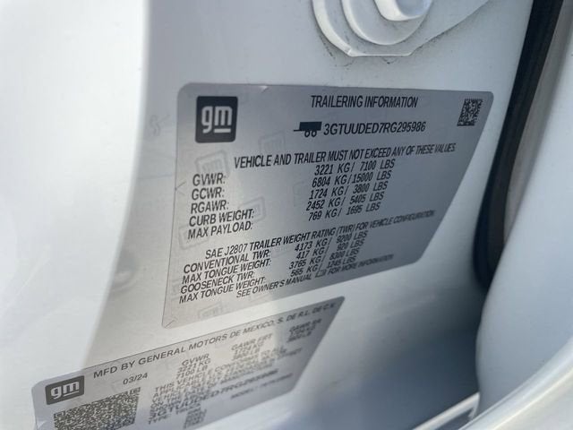 2024 GMC Sierra 1500 SLT