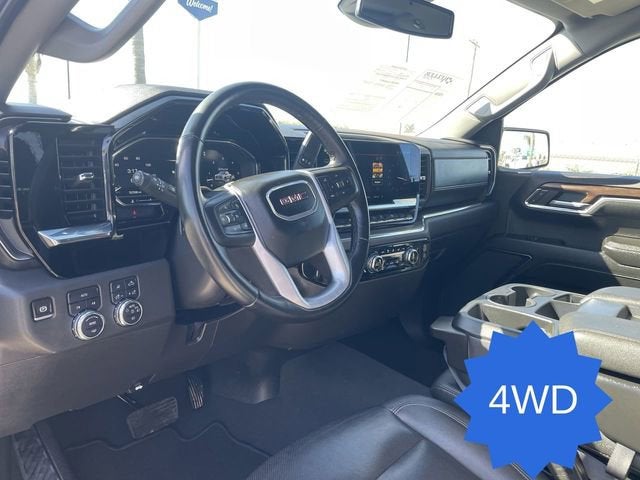 2024 GMC Sierra 1500 SLT