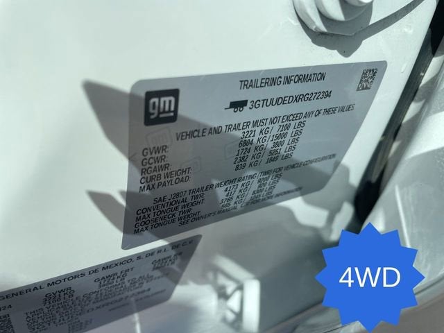 2024 GMC Sierra 1500 SLT