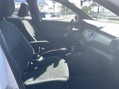 2020 Nissan Kicks S Xtronic CVT