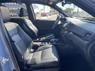 2022 Honda Pilot AWD Black Edition