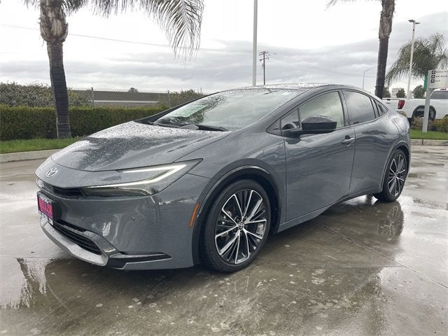 2023 Toyota Prius XLE