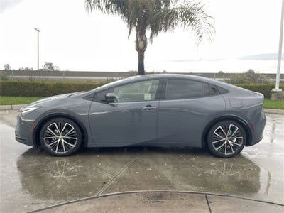 2023 Toyota Prius XLE
